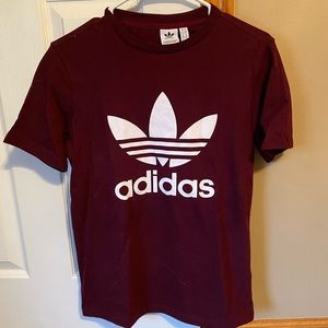 Adidas Tshirt